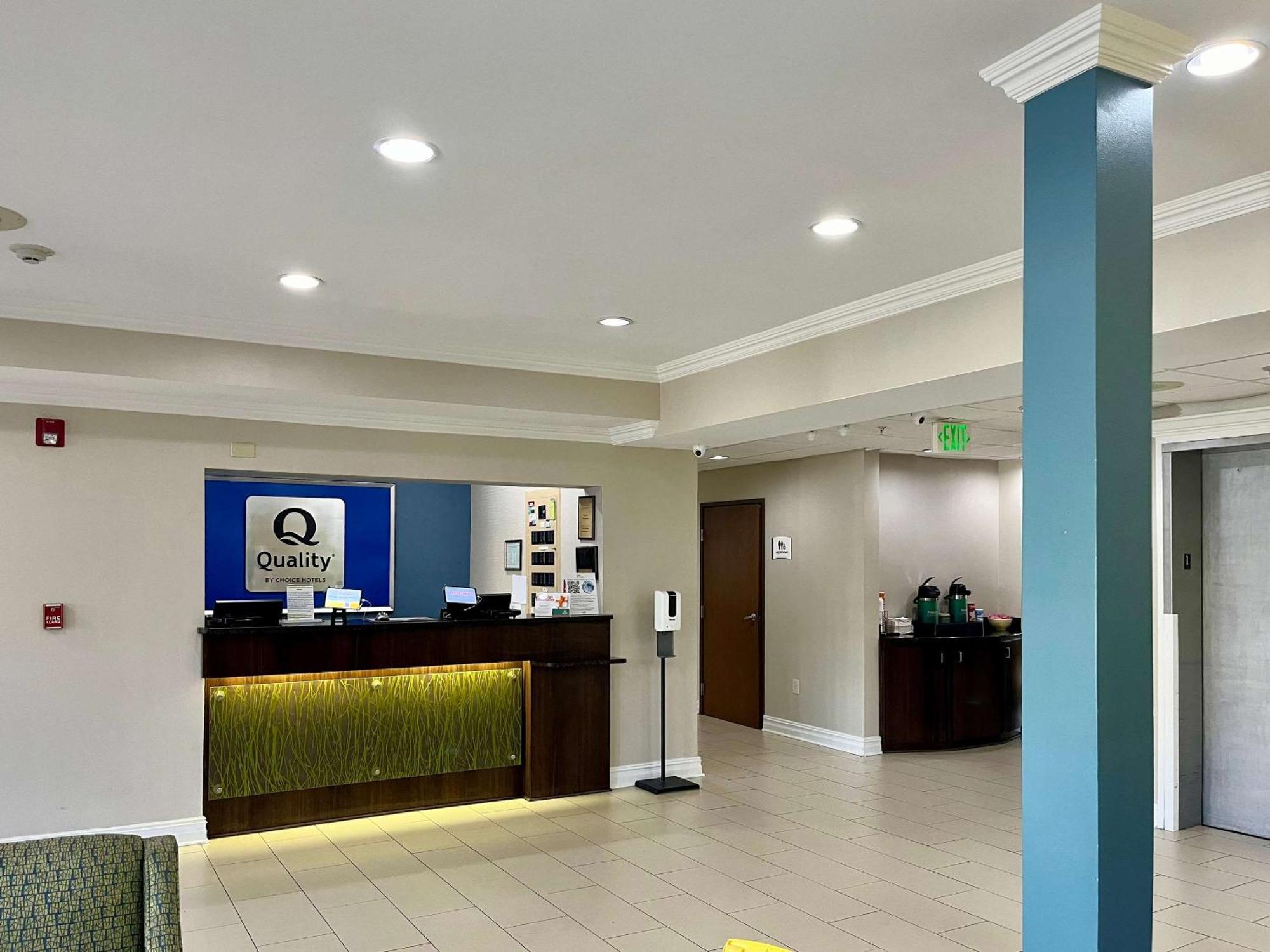 Quality Inn & Suites West Monroe Exteriör bild